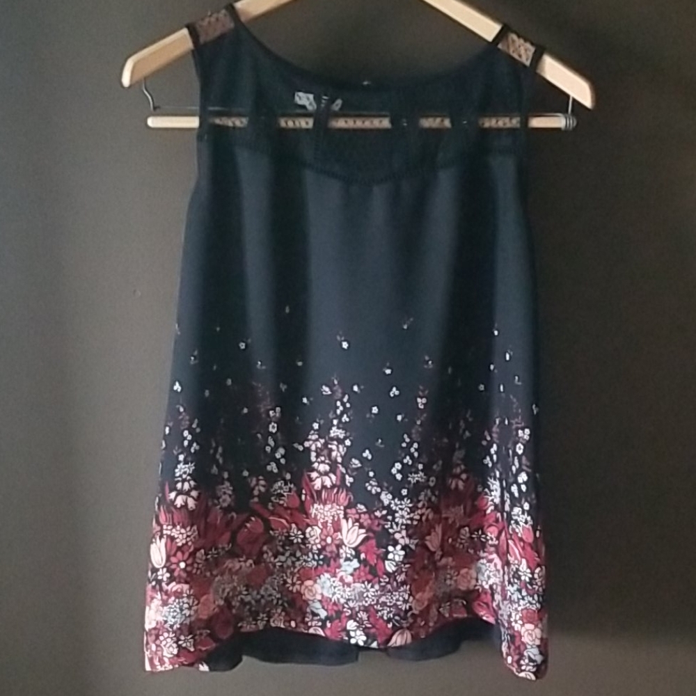 Maurices size M